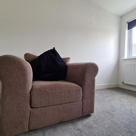 Superking Bedroom Close To The A30 Camborne Exteriér fotografie